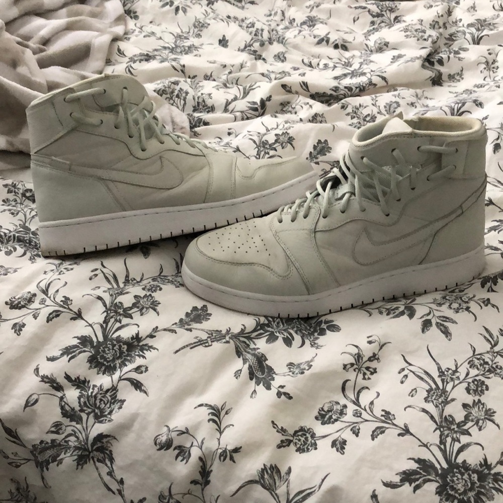 Nike Air Force 1 Rebel XX